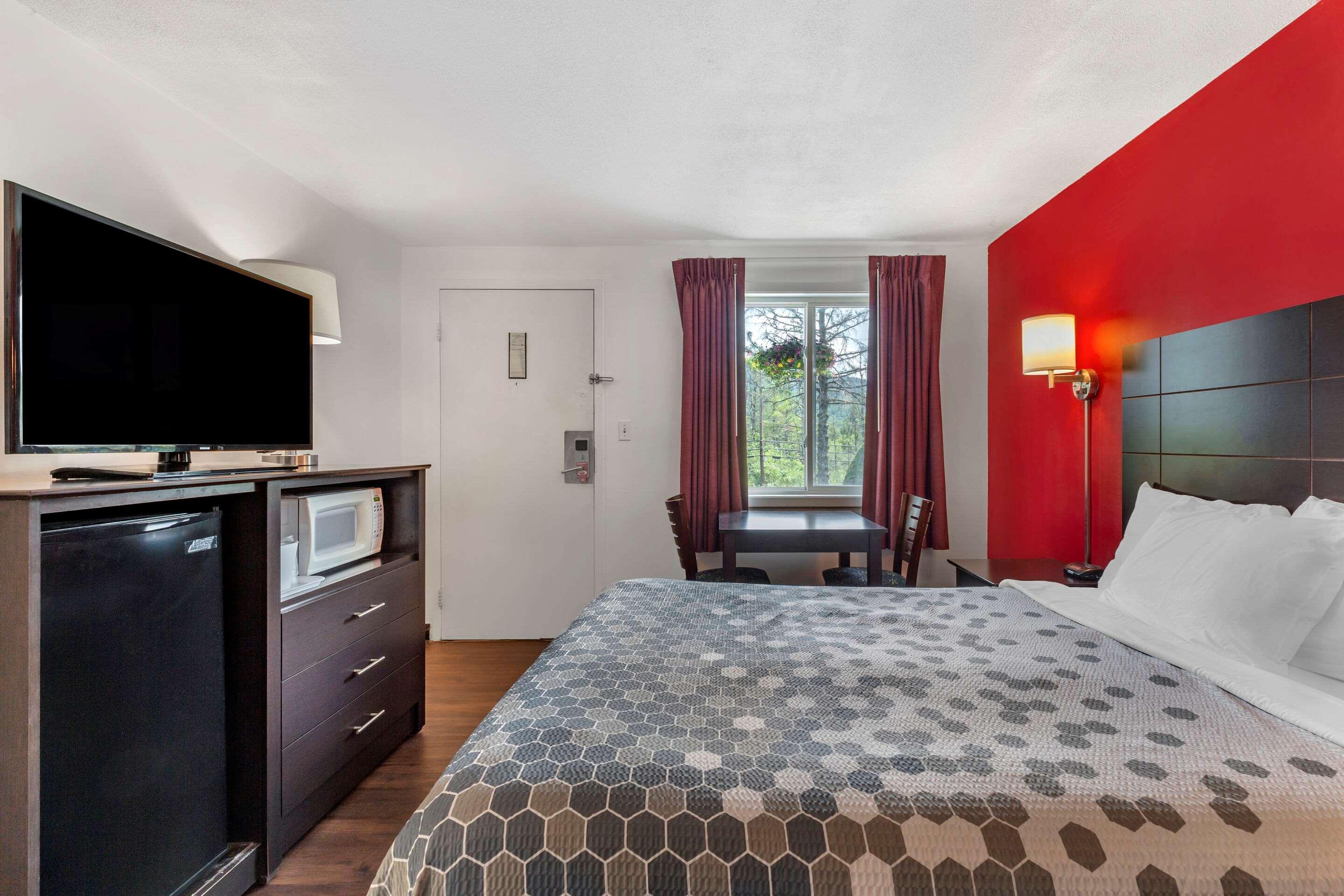 Econo Lodge Lee - Great Barrington Exteriör bild